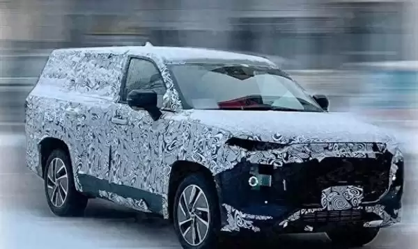 尺寸超风云T11!奇瑞全新硬核SUV T1T曝光:三排布局+更大车身