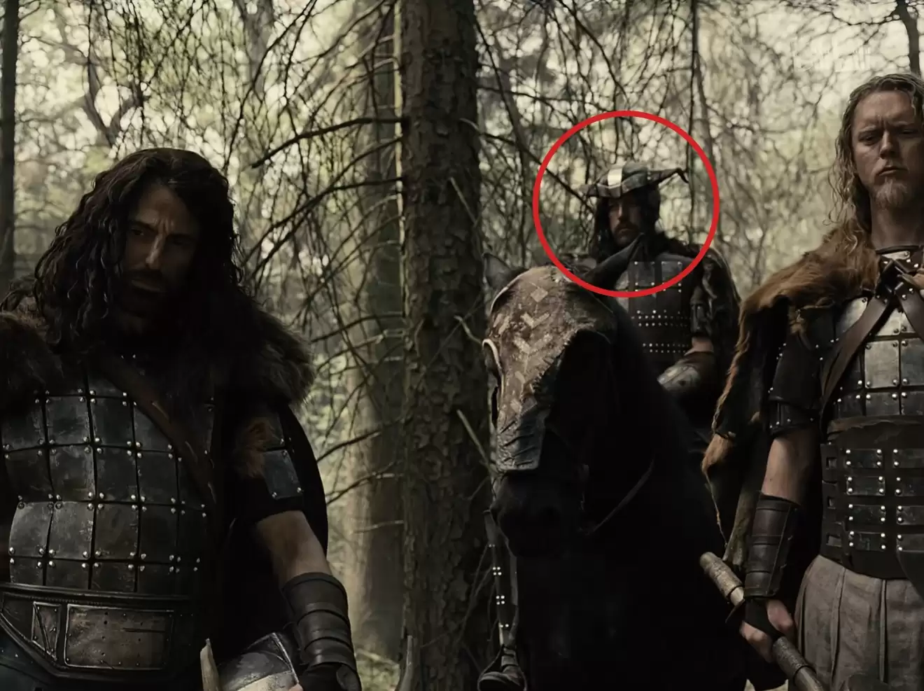 DCEU 遗产：扎克·施奈德导演释出亨利·卡维尔版《超人》《正义联盟》未公开剧照