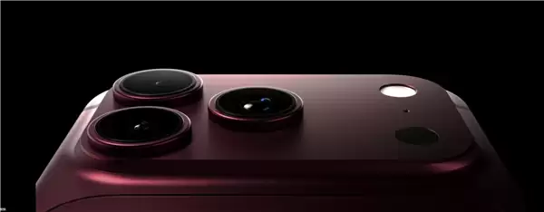 iPhone 18 Pro外观偷跑:苹果放弃药丸屏 升级为单挖孔