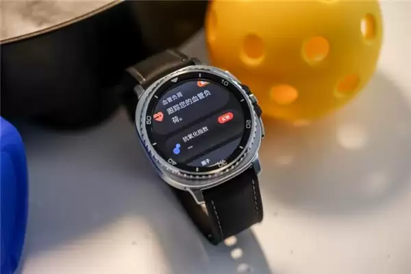 寒冷天气运动必备 三星 Galaxy Watch Ultra 冬日热销中