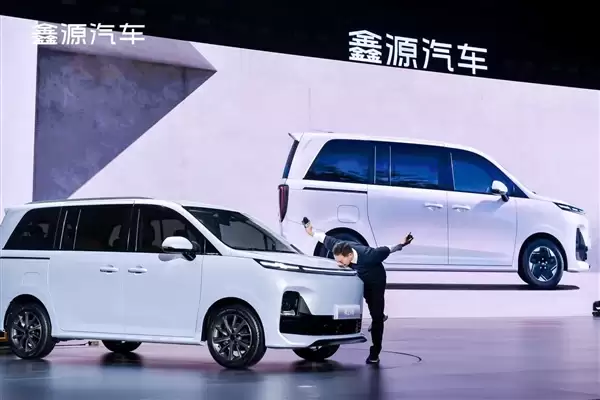 国产汽车品牌新LOGO撞脸小米引热议 官方：我们是大象标