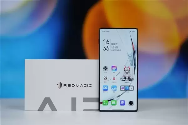 红魔11 Air发布：真全面屏+骁龙8至尊，售价2999元起