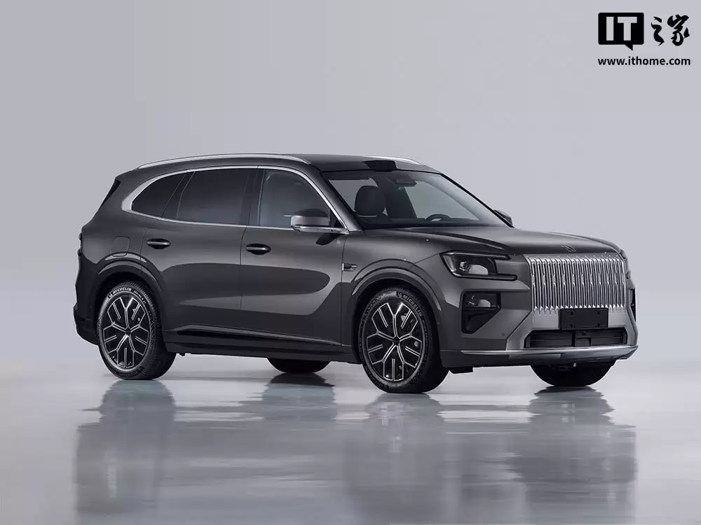 极氪 8X 汽车外观设计官方解读：一体式直瀑格栅、宽体低趴尾部设计