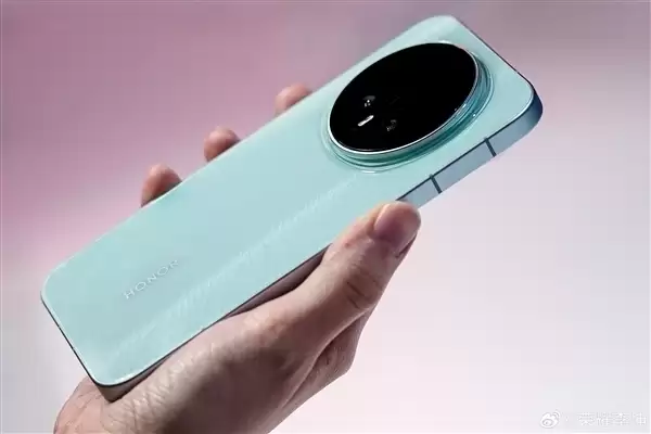 荣耀Magic8/Pro通信性能综合排名第一！中国电信认证 5G、GNSS全面领先