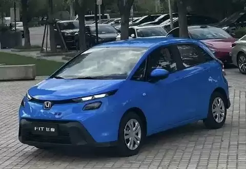 2026款飞度焕新版上市：降价增配限量3000台，外观大改内饰升级