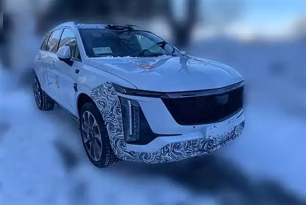 凯迪拉克也有插混版了! 新款XT5车型曝光:综合续航可达1600km