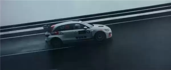 韩寒电影《飞驰人生3》首支预告发布：巴音布鲁克之王挑战最难洲际比赛