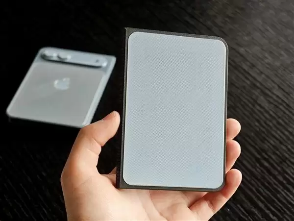 苹果首款折叠屏iPhone Fold将于2026年发布