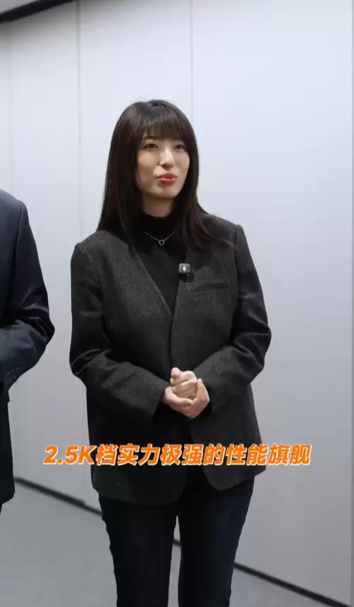 卢伟冰官宣Turbo 5系列发布会主讲人 魏思琪上阵首次主讲REDMI