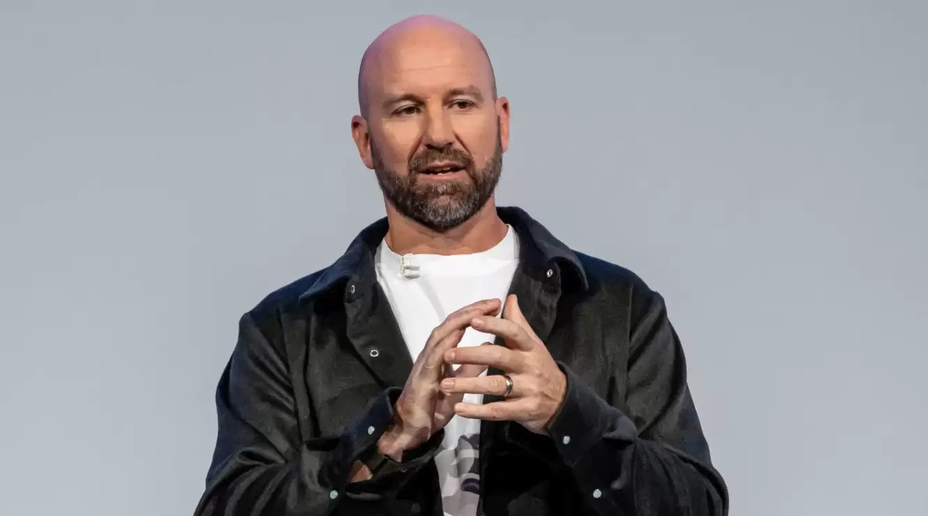 扎克伯格豪赌AI、抽身元宇宙,VR将迎来寒冬?