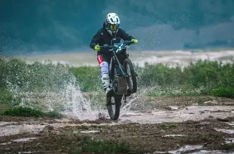 赛格威发布Xaber 300电动越野车：22.5kW电机、110km/h极速、75km续航