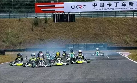 零基础卡丁车入门指南：车型、装备、安全与驾驶要领全解析