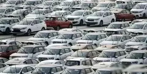 新能源汽车库存飙升