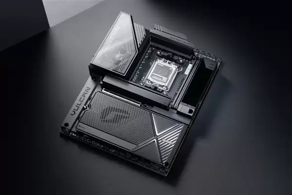 游戏神U 9850X3D最佳搭档！七彩虹旗舰超频主板X870E火神正式开启预售