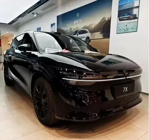 极氪7X限时购车政策助力年轻人轻松拥车，通勤生活焕然一新