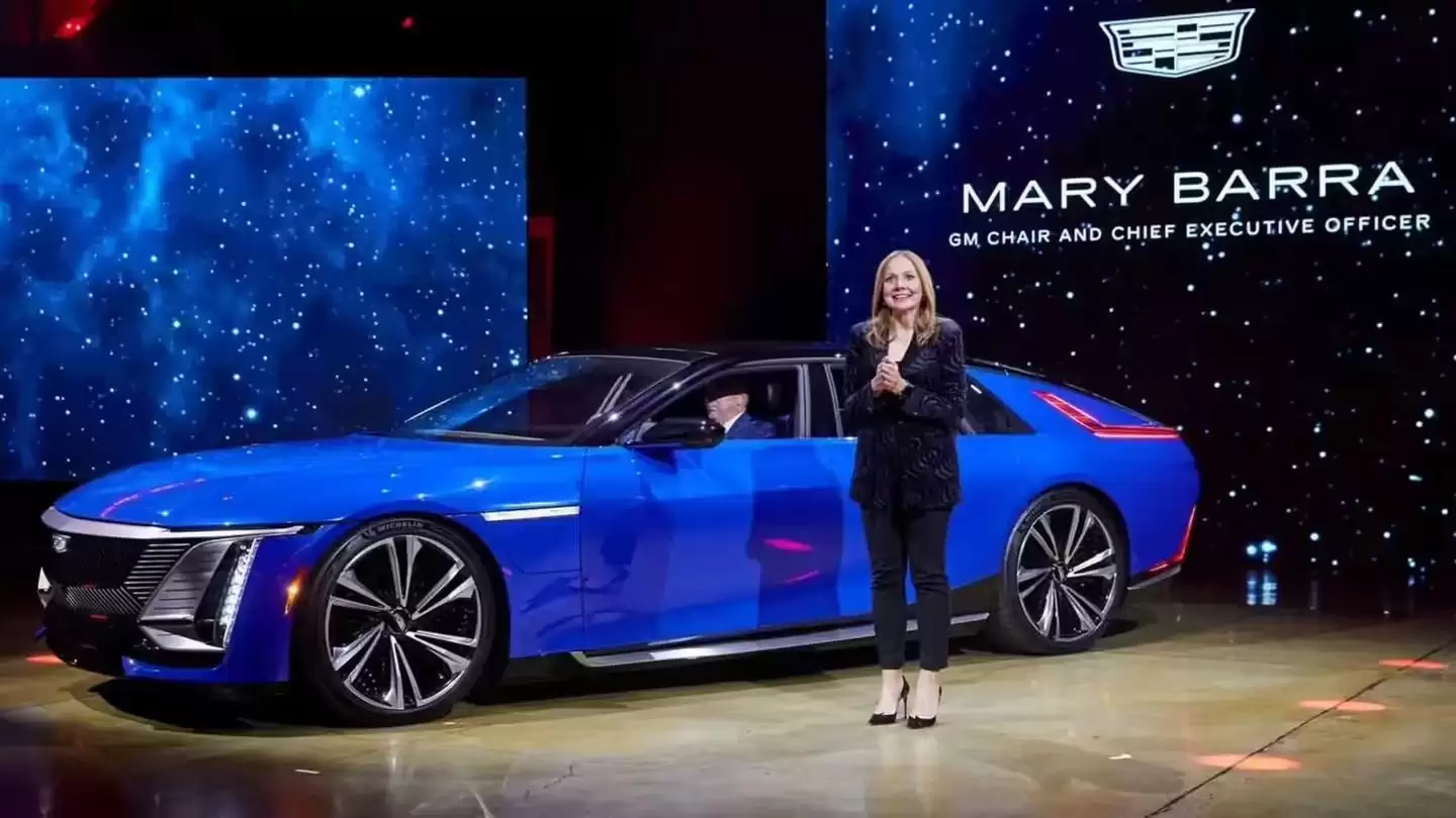 通用汽车探索“降本增效”：导入磷酸铁锂电池，还要用软件定义汽车