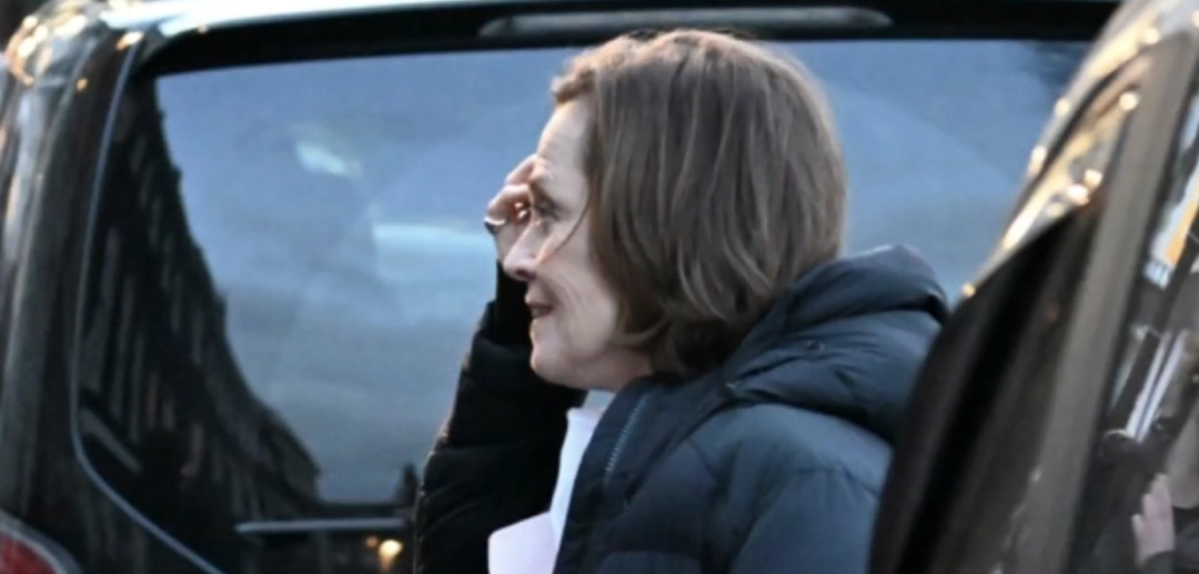 英国开拍《古墓丽影》电视剧拍摄现场曝光!