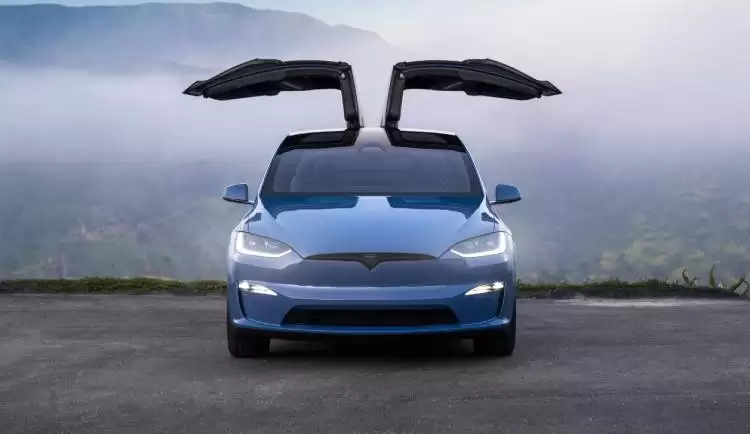 特斯拉官宣停产Model S/X,转向Optimus量产与FSD订阅制