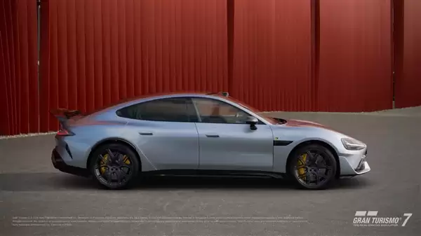 史上第一台中国车！小米SU7 Ultra正式上线《GT赛车7》 官方晒图 质感令人惊叹