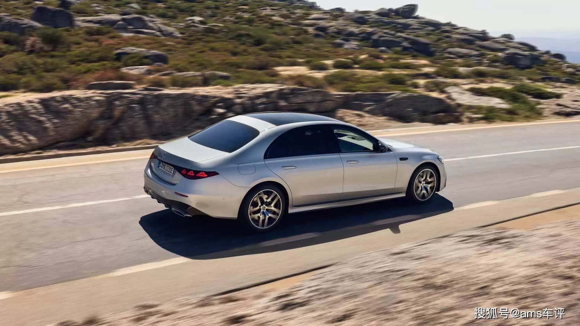 奔驰S级改款车型动力系统