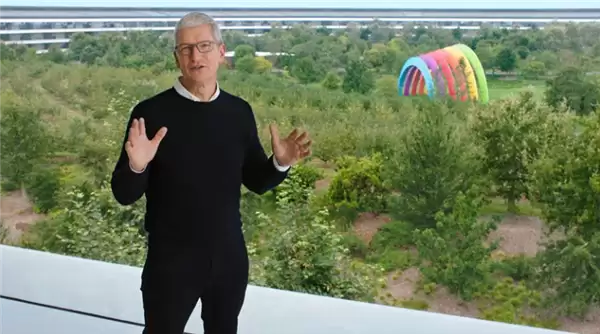 苹果CEO库克：iPhone创下历史最佳季度表现！全球所有地区均刷新纪录