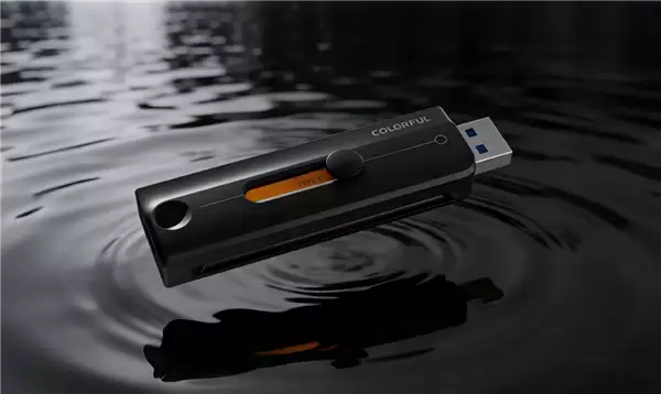 1TB 799元：七彩虹PR600 PRO固态闪存盘正式上市！USB-A、Type-C双接口