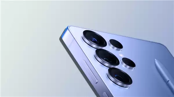 2026年首款万元Ultra!三星Galaxy S26 Ultra海报偷跑