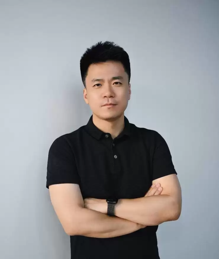 对话千寻智能韩峰涛:真正的机器人是生产力,不是展品和玩具