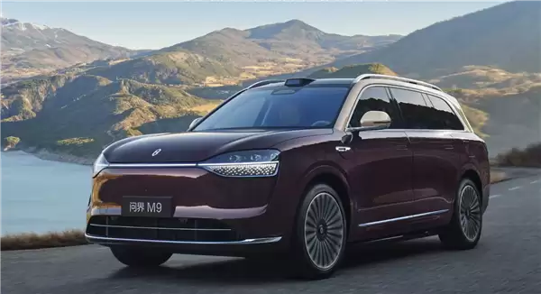 中国新势力品牌第一！问界2025年单车成交均价38.6万元