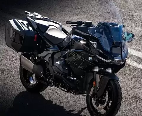 宝马全新R1300RT豪华旅行摩托2026年年初上市，售价31.99万元