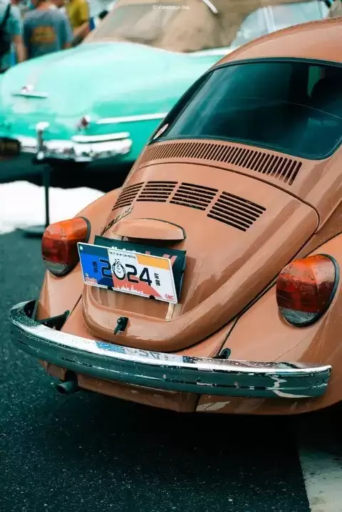 汽车百年演进史:从甲壳虫到科尔维特、花冠的技术跃进与文化升华