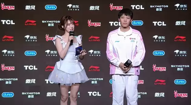 赛后采访ON：局内要看我们中野辅 上下和中野辅息相关