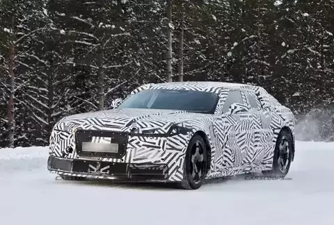 捷豹Type 00纯电GT谍照曝光:1000马力/770km续航,2026年夏末全球首发