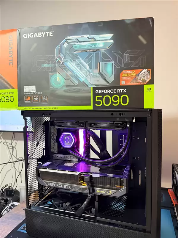 显卡价格疯涨：幸运儿却以半价抢到RTX 5080/5090！全网羡慕嫉妒