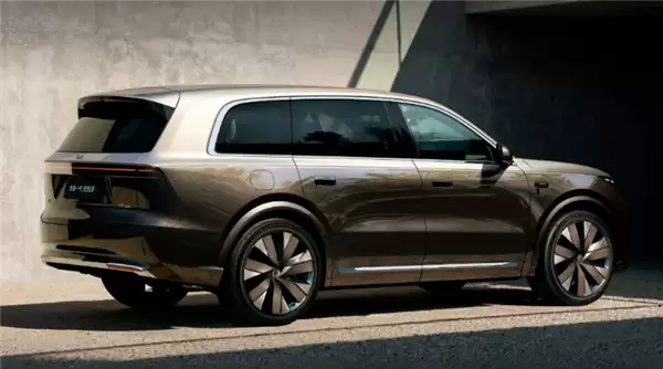 全新理想L9 Livis为何卖到56万 官方揭秘：全主动悬架+72.7度超大电池