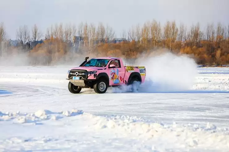 技术向善，温暖向前：长城汽车冰雪欢乐周正式开启