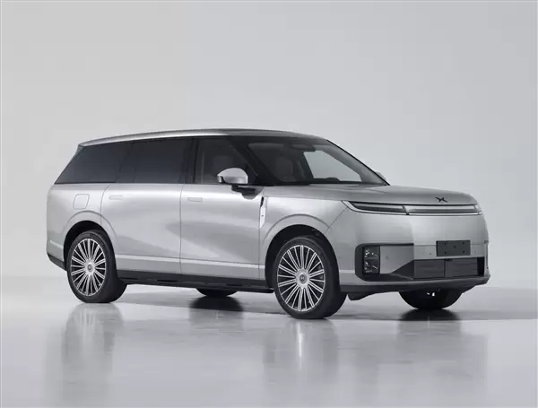 好设计心有灵犀 小鹏全新旗舰SUV GX申报：路虎揽胜既视感