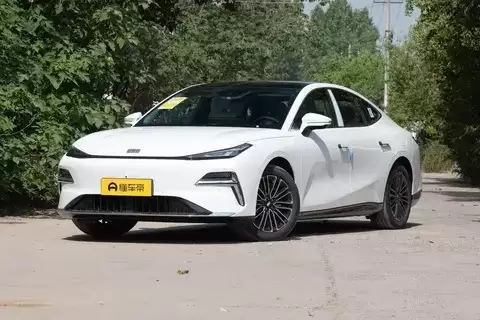 银河星越8 PHEV冬季快充实测：零下3℃充电58分钟，表现中上但依赖家用桩