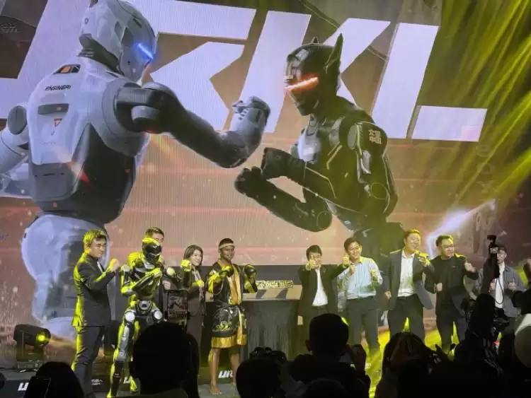 首届全球人形机器人格斗联赛启动，总冠军获千万黄金腰带