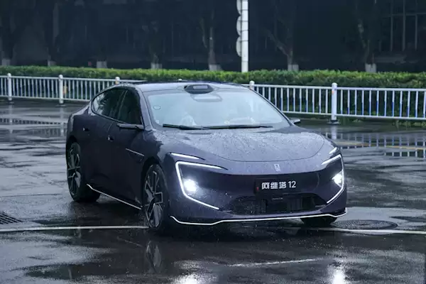 新款阿维塔12内饰官图发布:车内紧急解锁手柄醒目非常