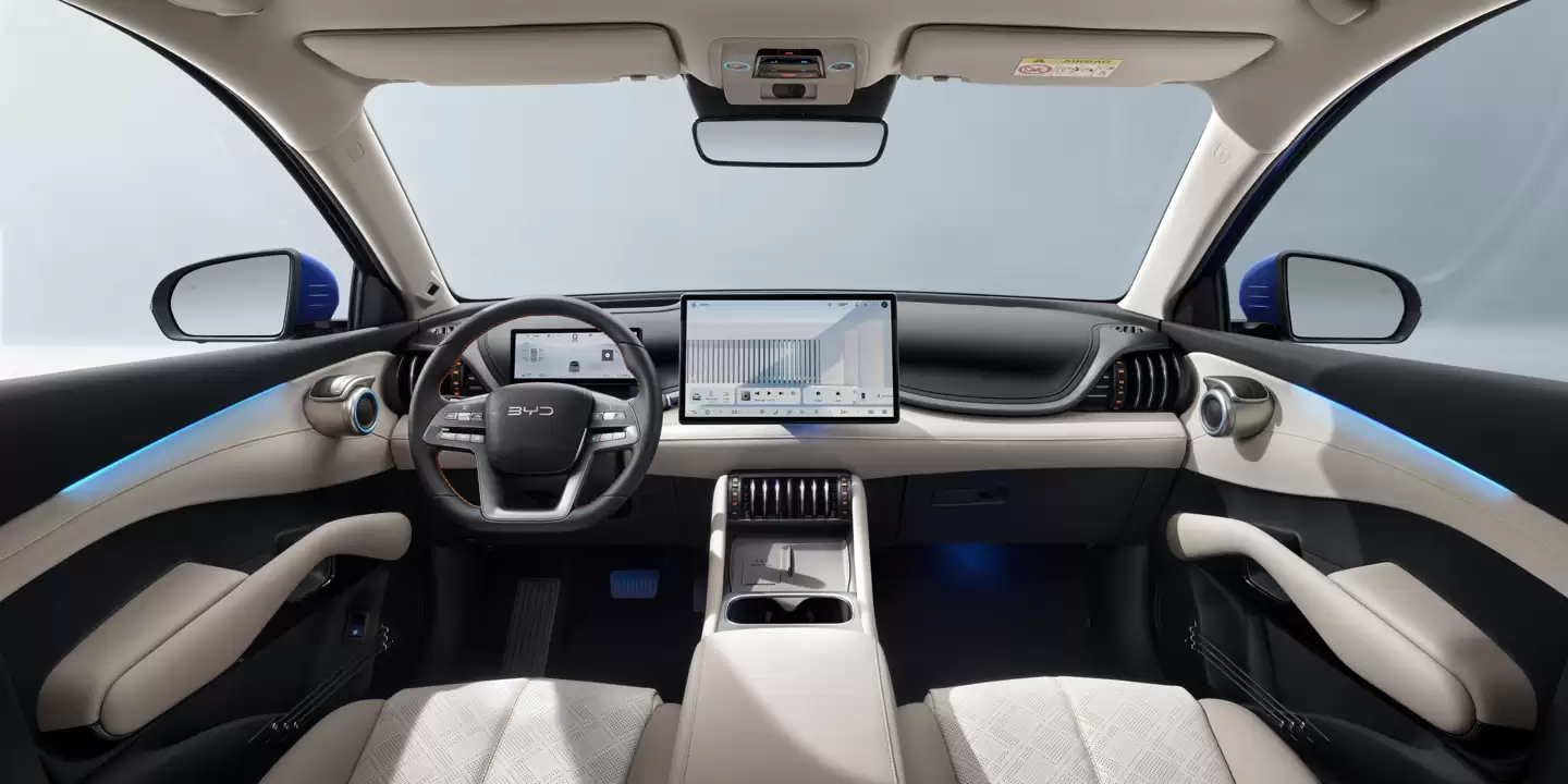 比亚迪海外发布新款元PLUS“ATTO 3”：升级800V平台，新增双电机车型