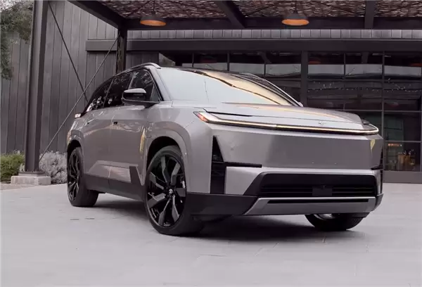 丰田推出纯电汉兰达进军北美市场,续航超514公里并兼容特斯拉超充