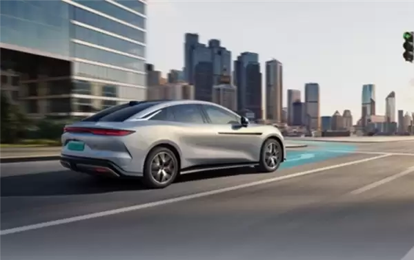 比亚迪杀入全球前六！460万销量首超福特