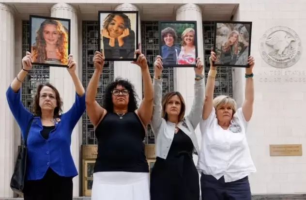 美法院审理社交平台致青少年数字成瘾案,涉心理损害与算法责任