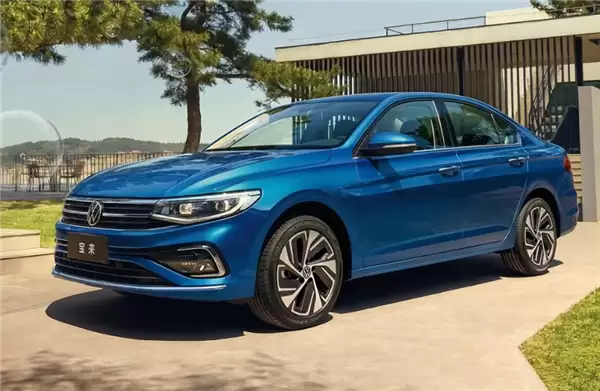 大众终于掀桌子了!2026款宝来狂降3万:8.29万起售无减配