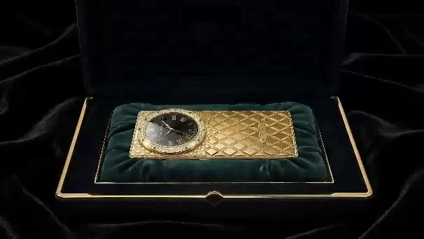 东方顶级美学定义奢华新坐标:AURORA手机全球前100台,宣告售罄!