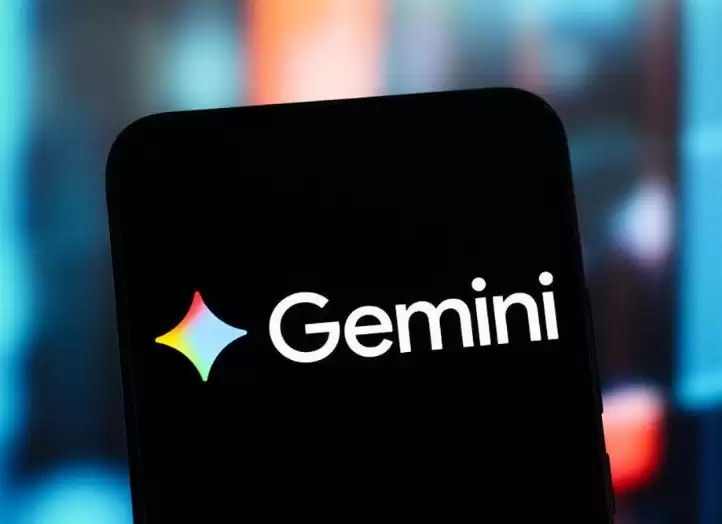 AI大模型成新型攻击目标：十万次恶意调用窃取核心参数