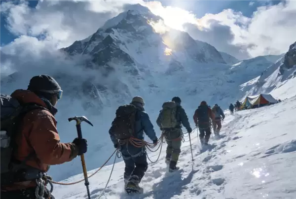 影视飓风Tim称将花100万送员工登顶珠峰:带薪休假9个月 全程记录