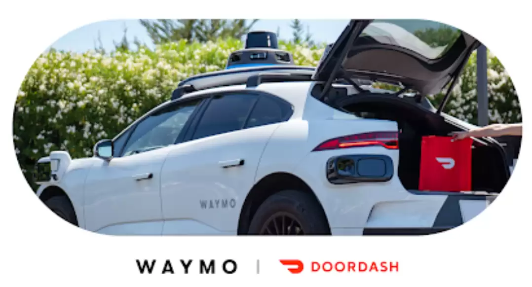 外卖员“活久见”:跑腿1km,帮Waymo关了个门