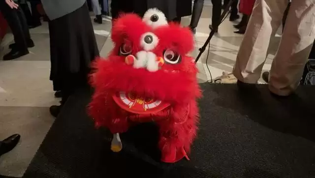 马年春晚走进联合国：机器人表演舞蹈《哪吒》并与观众展开互动